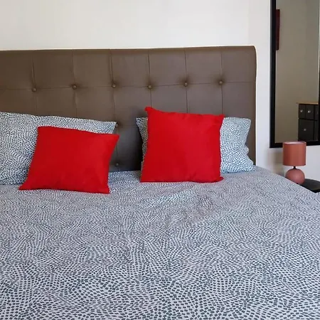Appartement Cosy - Disneyland & Villages Nature Villeneuve-Saint-Denis Exterior foto
