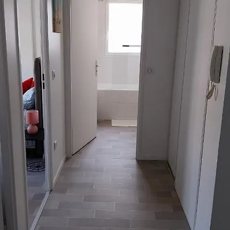 Appartement Cosy - Disneyland & Villages Nature Villeneuve-Saint-Denis Exterior foto