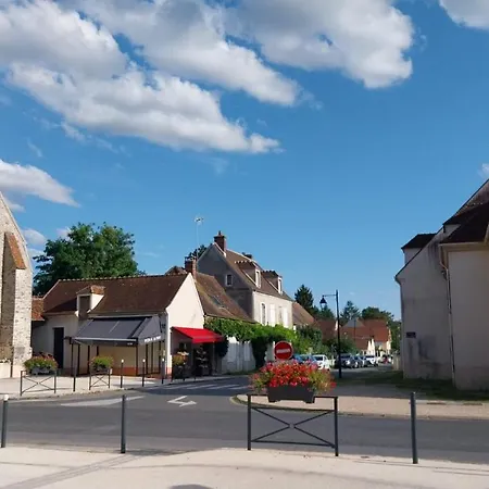 Appartement Cosy - Disneyland & Villages Nature Villeneuve-Saint-Denis Exterior foto